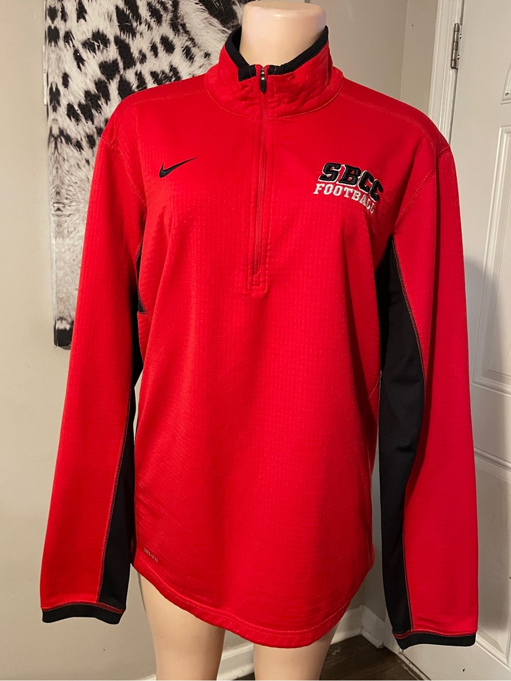 Nike Dri Fit SBCC Football Red & Black Men's Quarter-Zip Pullover Large pullover